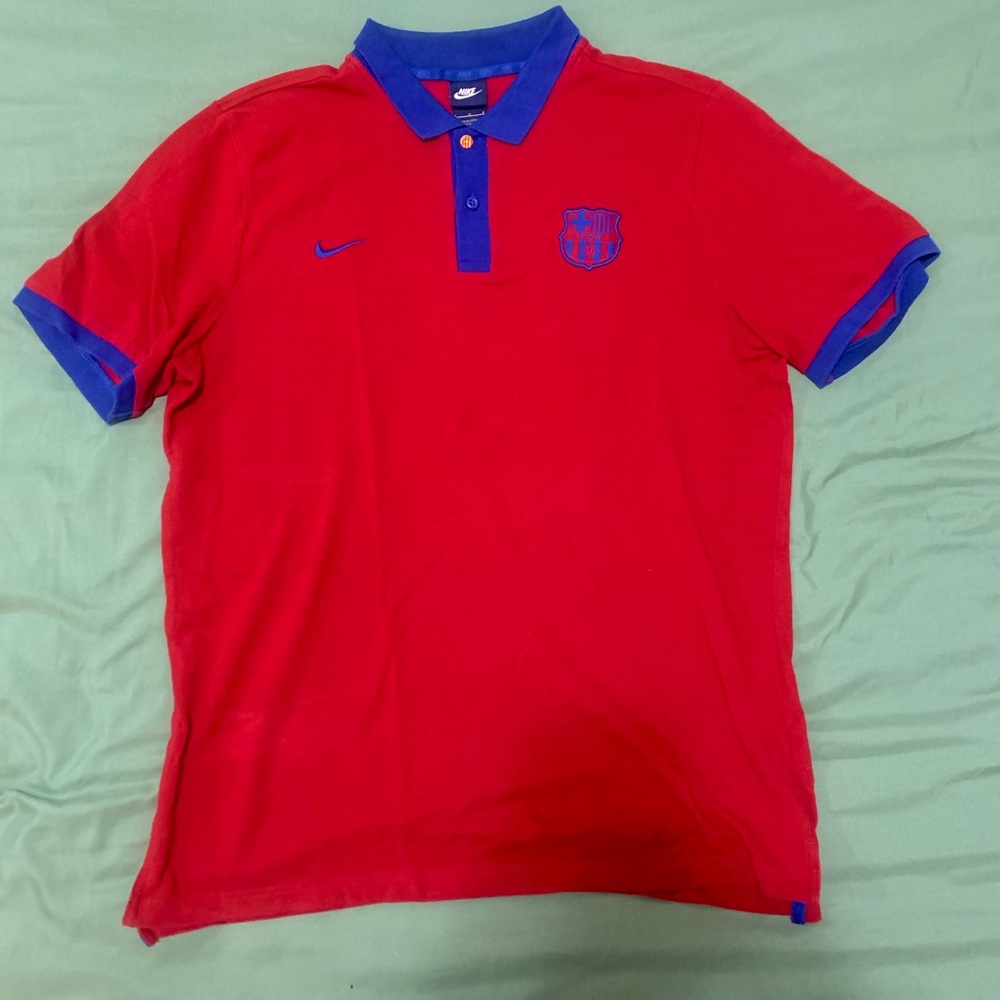 NIKE X BARCELONA POLO SHIRT SIZE LARGE